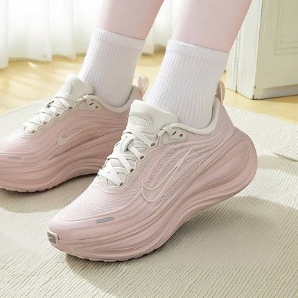 Nike耐克女鞋25冬季新款VOMERO PLUS跑步鞋ZOOM X缓震厚底跑步鞋