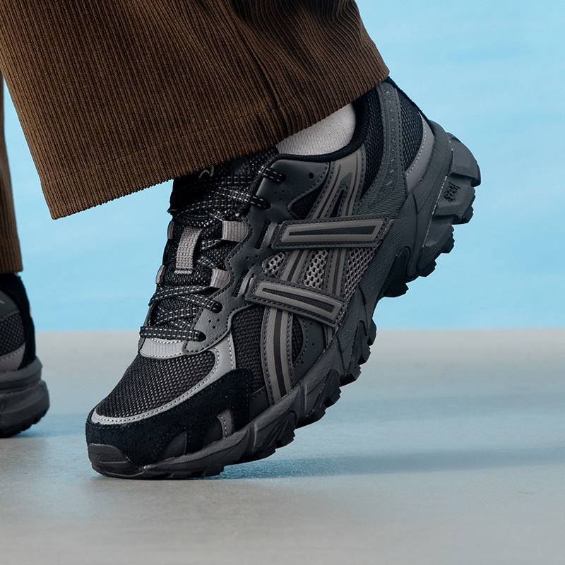 ASICS亚瑟士新款GEL-SONOMA TR 62情侣潮流透气复古运动休闲鞋