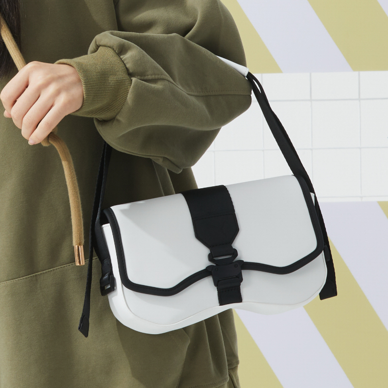 PUMA彪马女包时尚户外出行腋下包休闲包女士手拎包单肩包 090388