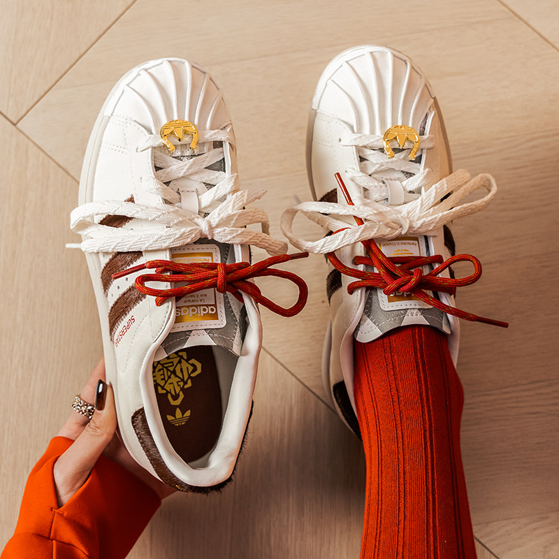 阿迪达斯三叶草男女鞋春季新款板鞋金标贝壳头运动时尚潮流休闲鞋