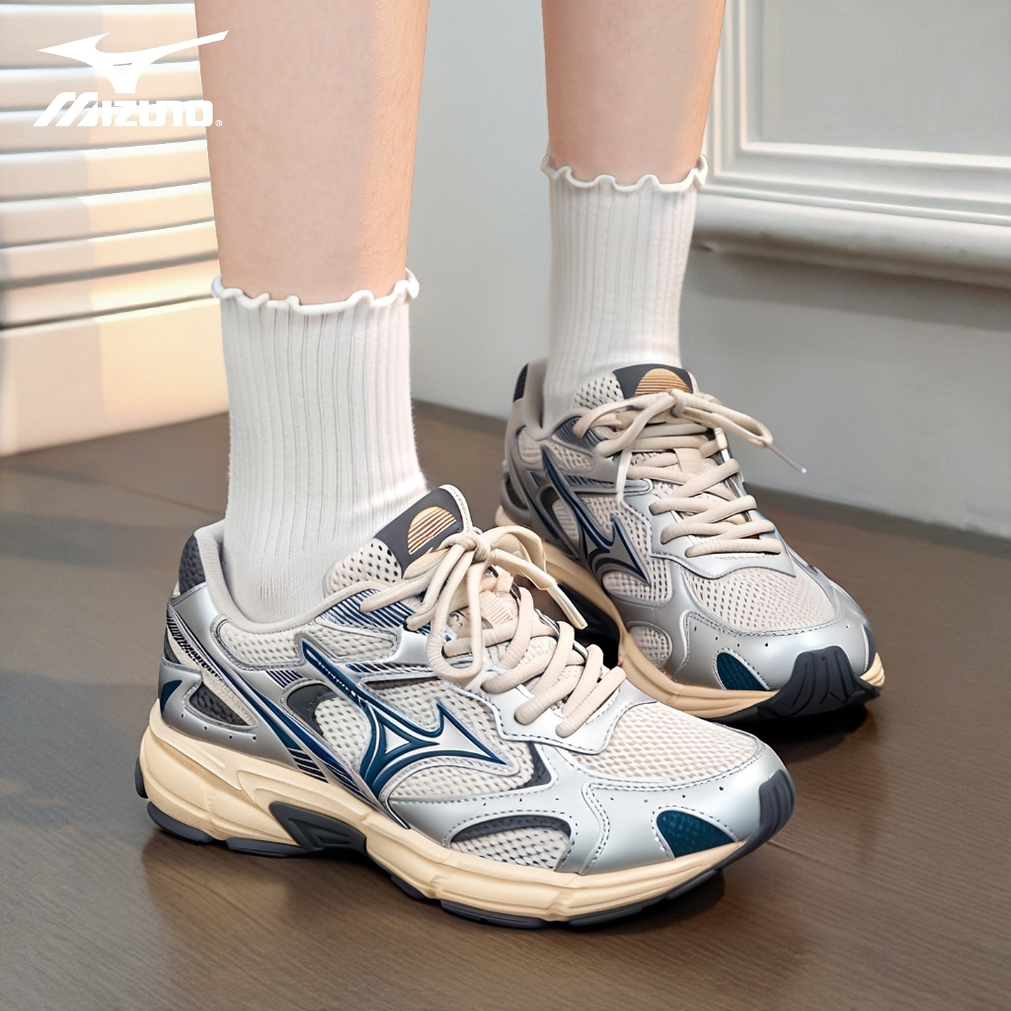 美津浓运动鞋女鞋2025冬季复古休闲透气SPEED 2K跑步鞋银色老爹鞋