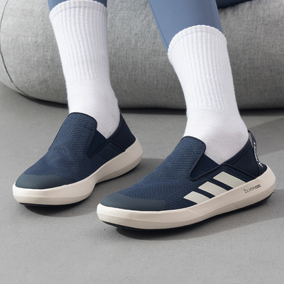 阿迪达斯户外溯溪鞋男鞋2026新款网面透气运动鞋轻便休闲鞋JI3503