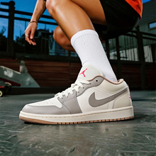 nike官方正品休闲鞋男鞋夏季新款运动休闲鞋aj 1 板鞋耐克运动鞋