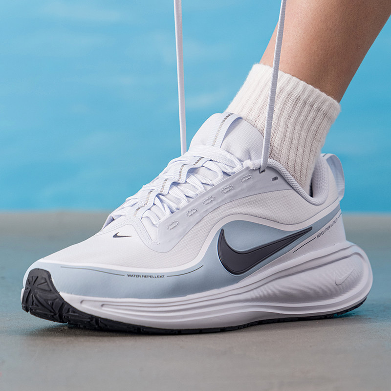 幸运叶子丨NIKE耐克轻便跑步鞋男鞋冬季新款缓震运动鞋户外慢跑鞋