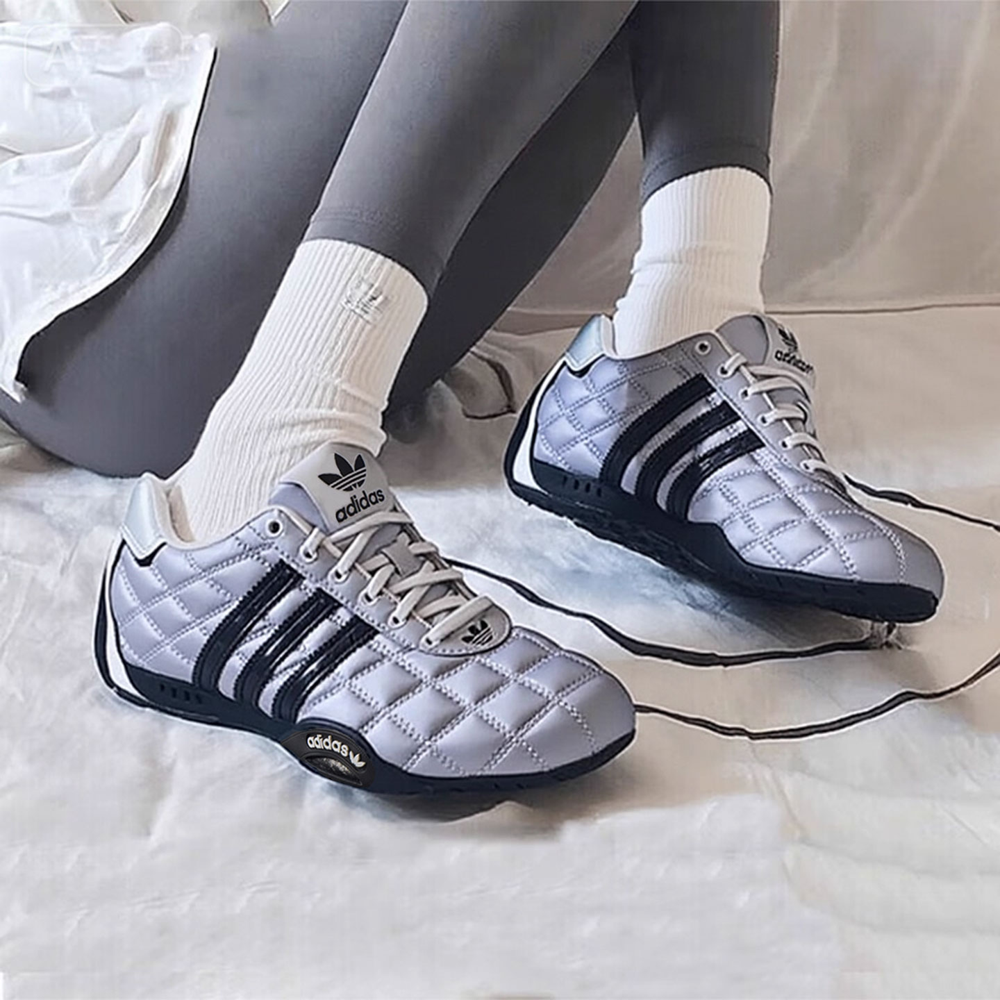 Adidas阿迪达斯三叶草女鞋25新款赛车系列ADIRACER LO运动休闲鞋
