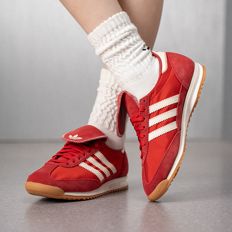阿迪达斯三叶草女鞋2026春季新款T头复古休闲鞋红色运动鞋KJ6148,运动鞋new,运动休闲鞋,淘宝优惠券,粉丝福利购,淘宝优惠卷