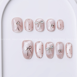 Piggy 纯手工穿戴甲纯欲高级感蕾丝猫眼堆钻显白美甲 蕾丝少女