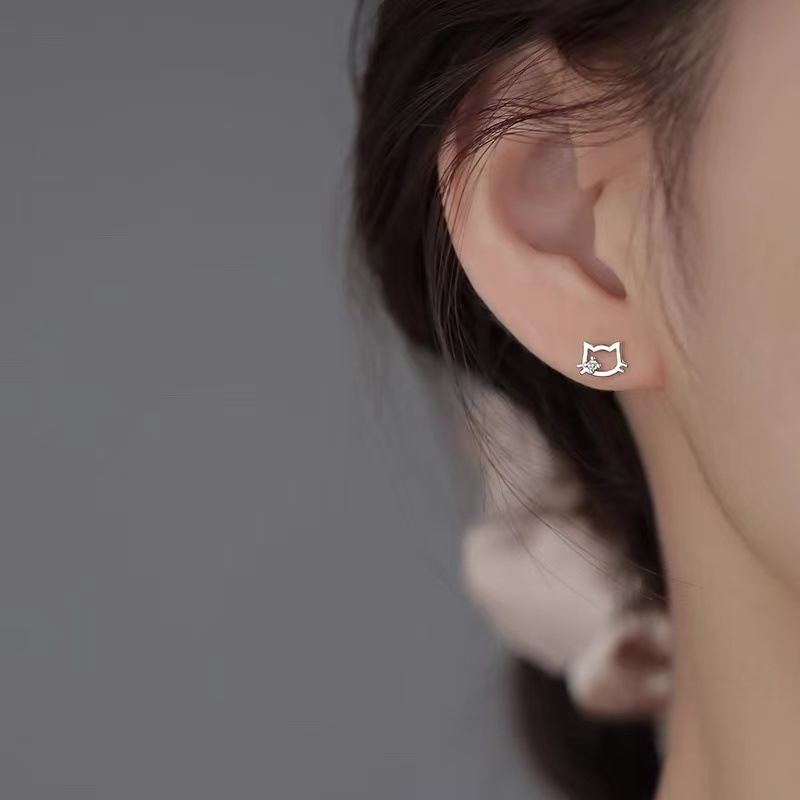 925纯银猫咪耳钉小众女新款2024爆款耳环轻奢高级感耳饰