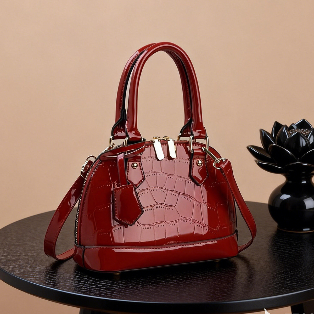 红色漆皮贝壳包女高级感手提斜挎包时尚百搭小众女包2025新款,箱包皮具/热销女包/男包,通用款女包,淘宝优惠券,粉丝福利购,淘宝优惠卷