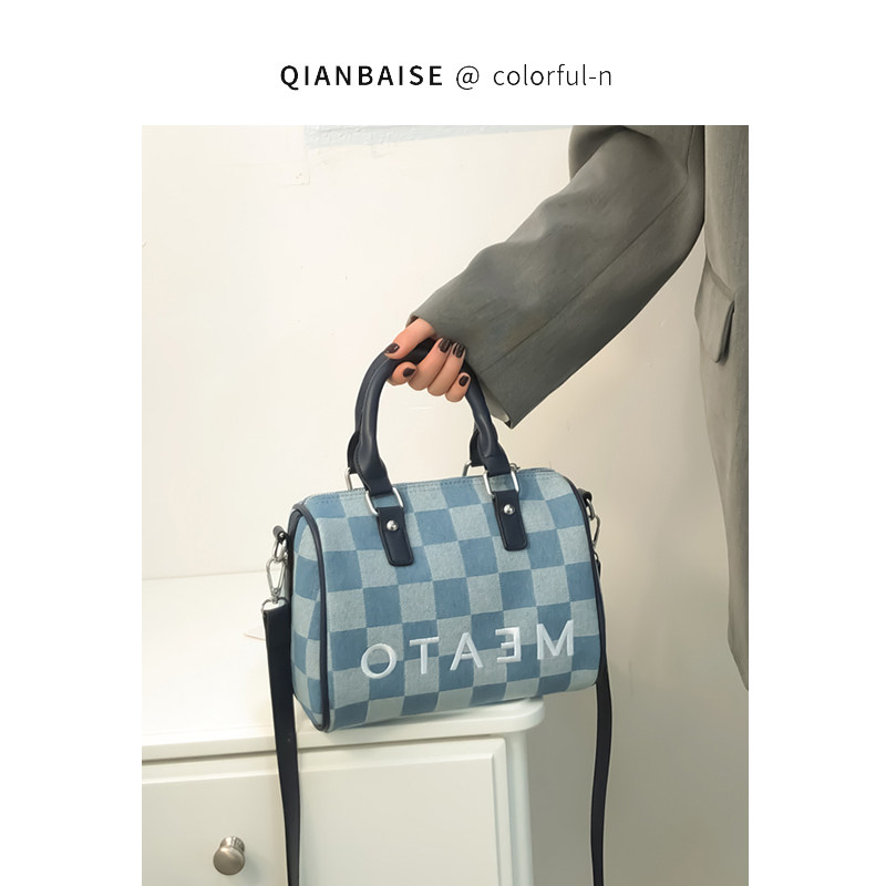 大容量手提包包女包2020新款潮韩版牛仔布单肩包网红斜挎波士顿包