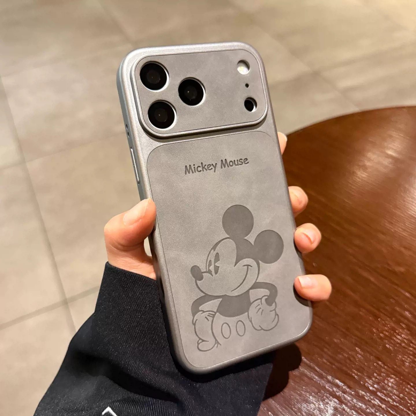 适用于苹果17/16/15/14/13手机壳iPhone17promax可爱大视窗素皮半身米奇16pro新款卡通17pro全包防摔情侣硬壳,3C数码配件,手机保护套/壳,淘宝优惠券,粉丝福利购,淘宝优惠卷