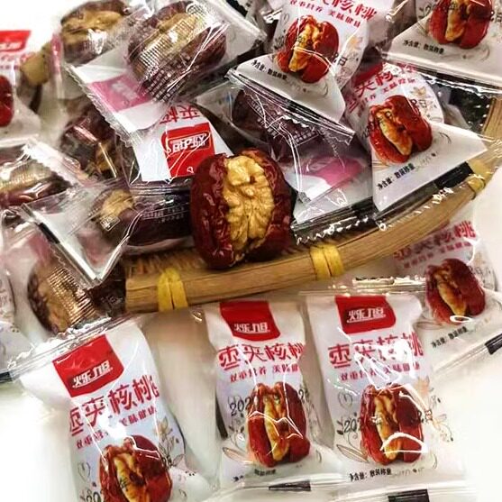 烁旭枣夹核桃 红枣夹核桃500克 独立包装零食坚果全店二件包邮