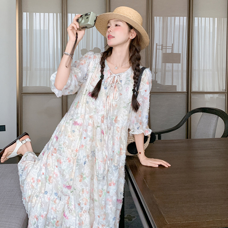 海边度假风多巴胺绝美碎花连衣裙女夏季法式温柔拍照好看的a字裙,女装连衣裙,Mushroom