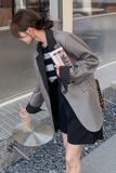 英伦风设计感小众通勤灰色西装外套女春秋季港风复古休闲气质西服，女装西装，Mushroom