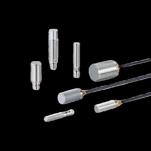 BALLUFF巴鲁夫BES007K BES M18MI-NSC80B-BV05 接近开关感测器
