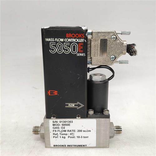 BROOKS布鲁克斯 质量流量计5850E O2 200sccm 正品原装 二手拆机