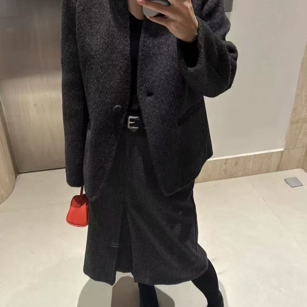 9120-BOBOON-1106    极简V领拼皮羊毛外套