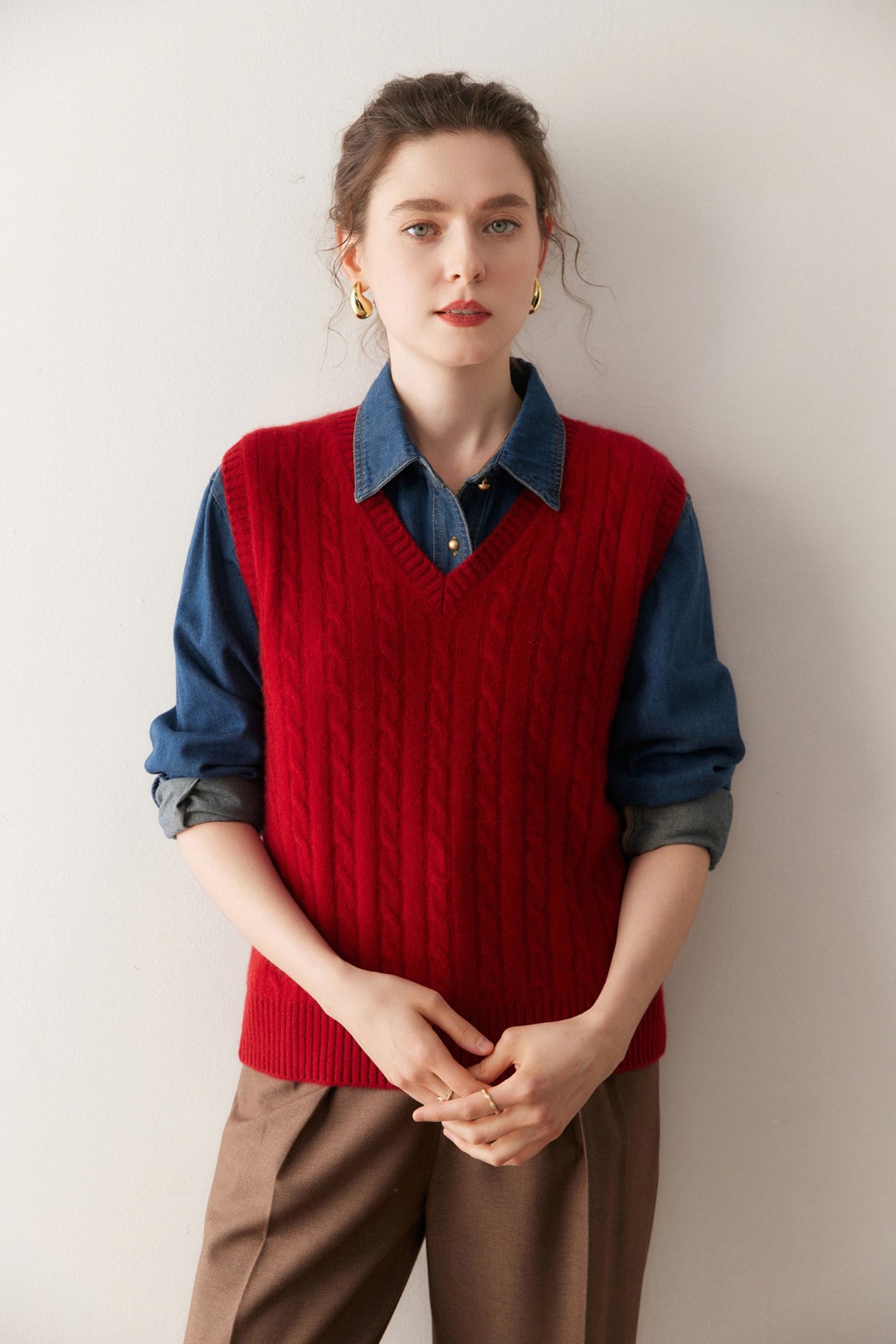 百搭王者拉fu劳L同款马甲女绞花叠穿V领针织背心宽松无袖毛衣坎肩