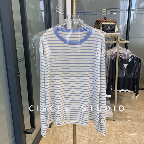 蓝色条纹圆领长袖宽松针织衫T恤