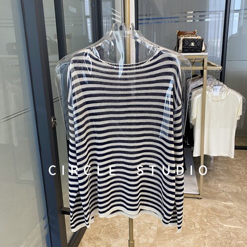 大圆领肌理条纹针织衫防晒罩衫