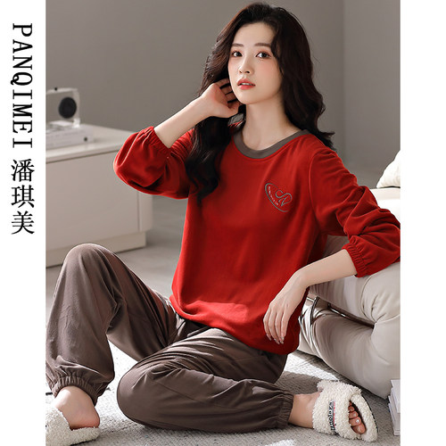 潘琪美女海岛绒睡衣可外穿