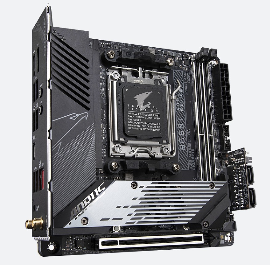 技嘉B650I AORUS ULTRA AM5台式机itx主板支持7800x3d 9950x cpu