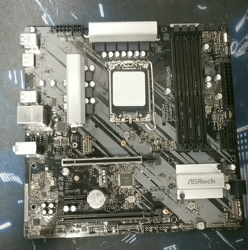 华擎Z690M Phantom Gaming 4幻影电竞主板1700支持12/13/14代cpu