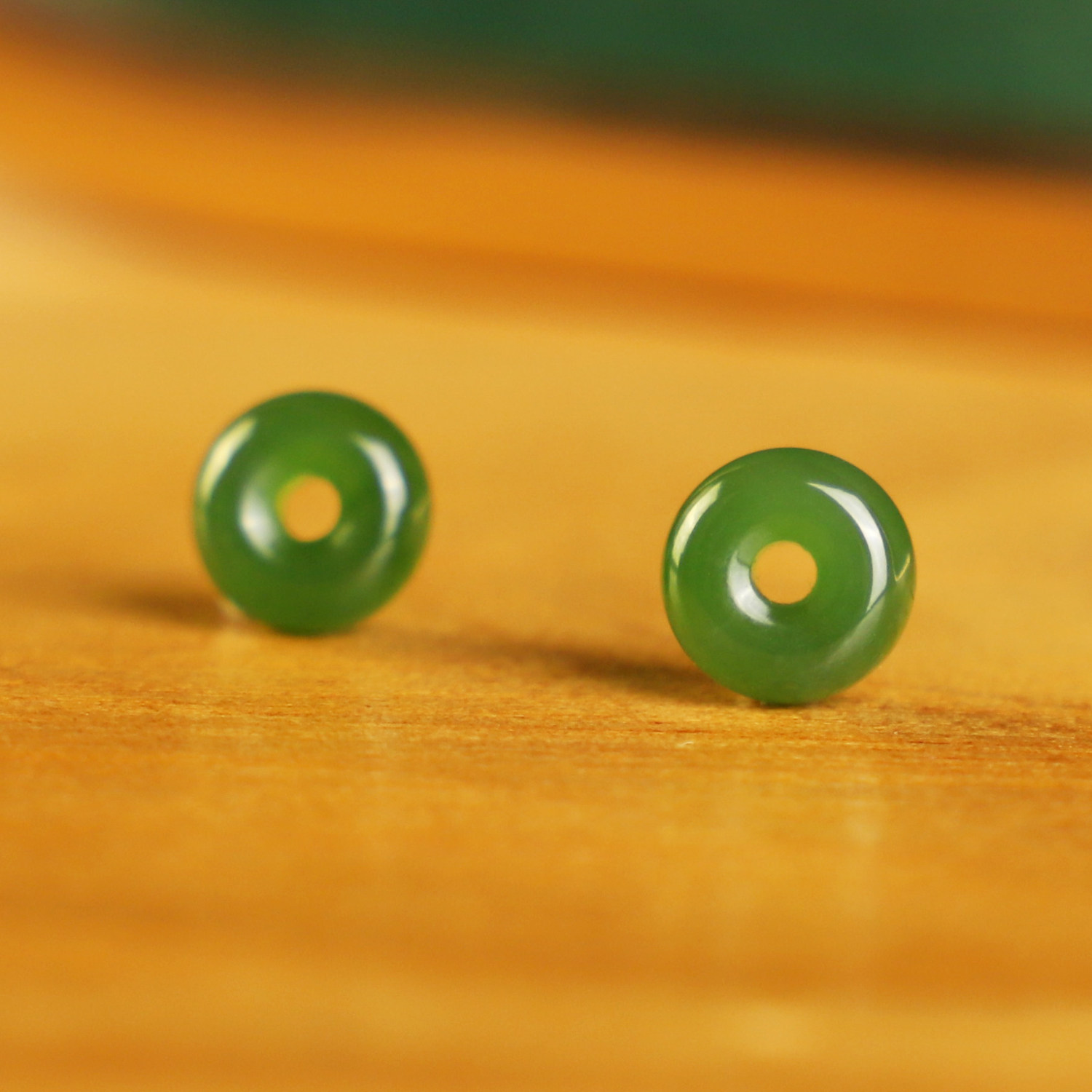 天然碧玉面包圈配珠一对甜甜圈