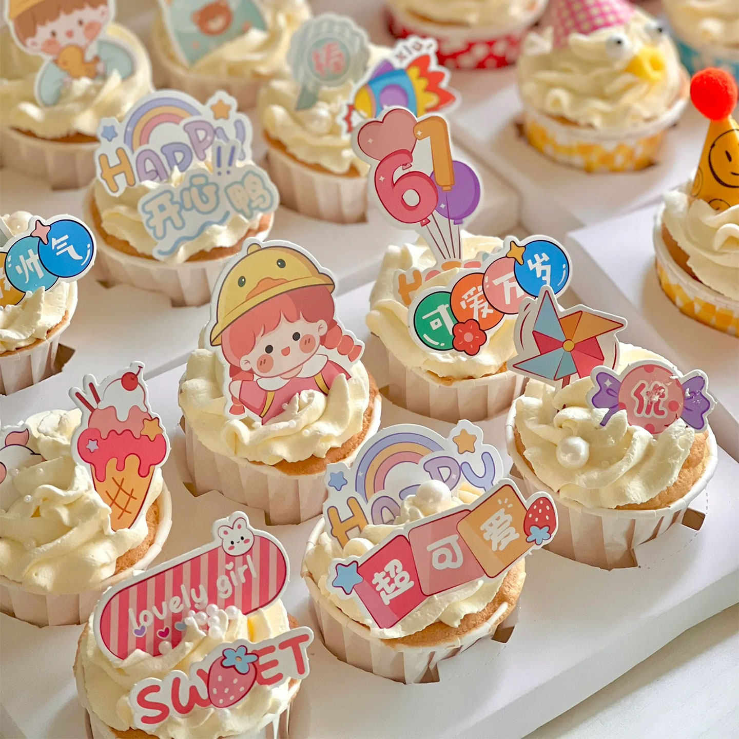 六一儿童节卡通男孩女孩纸杯蛋糕装饰迷你帽花朵插件甜品打包盒,节庆用品/礼品,蛋糕/烘焙装饰用品,淘宝优惠券,粉丝福利购,淘宝优惠卷