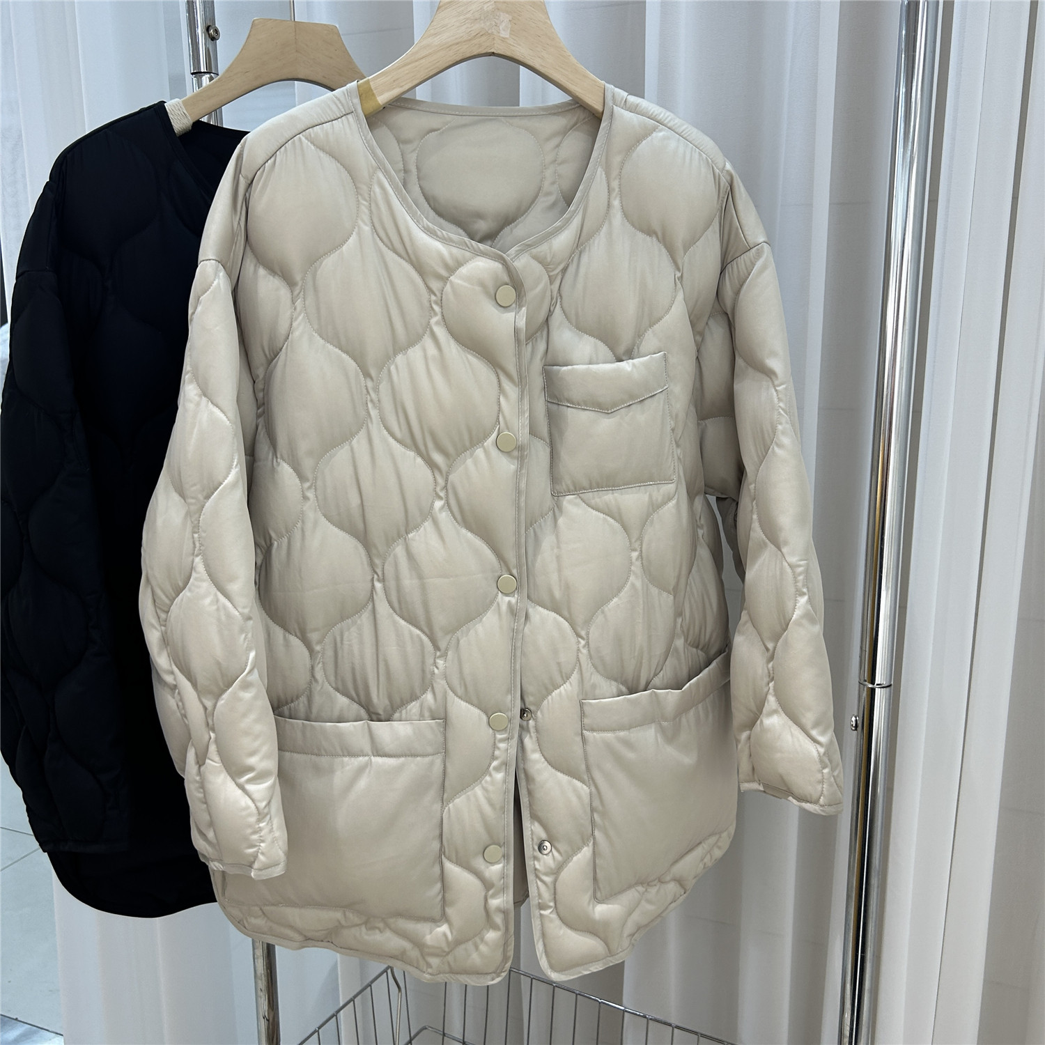 欧洲站欧货2025新款圆领白鹅绒羽绒服女宽松百搭显瘦时尚外套潮