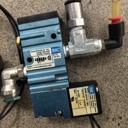 电磁阀52A-11-A0A-DM-DDAA52A-11-A0A-DM-DDAP52A-11-A0A-DM-DDAJ