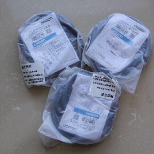接近开关E2G-M18KN10-WS-B1E2G-M18KN10-WP-B1E2G-M18KN10-US-B1