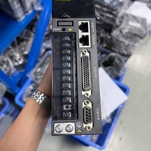 议价伺服驱动器IS620PS2R8I-CIS620PS1R6I-CIS620PS5R5I-C
