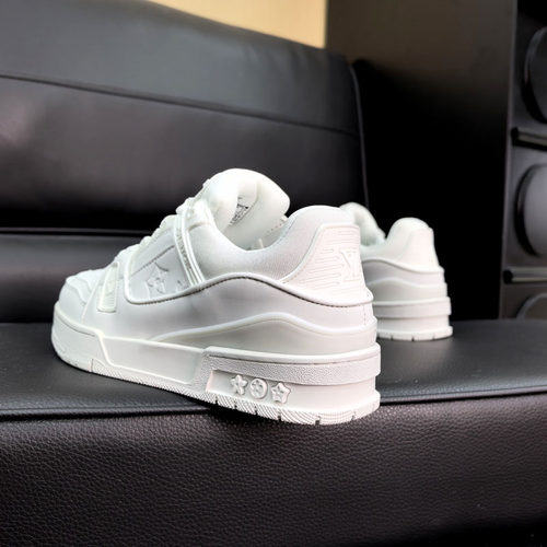 韩版潮牌厚底增高百搭小白鞋女