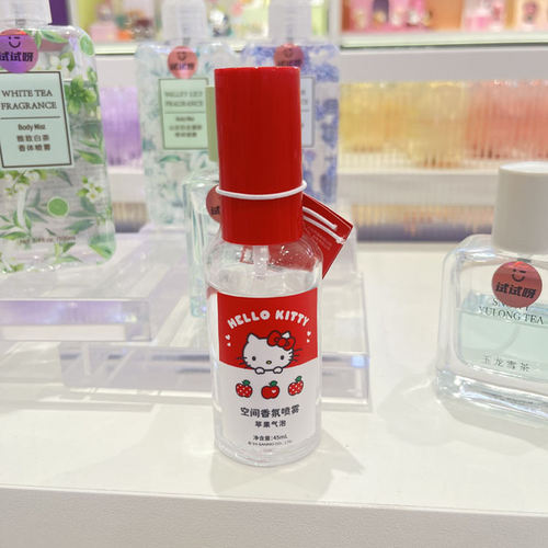 名创优品kitty空间香氛喷雾