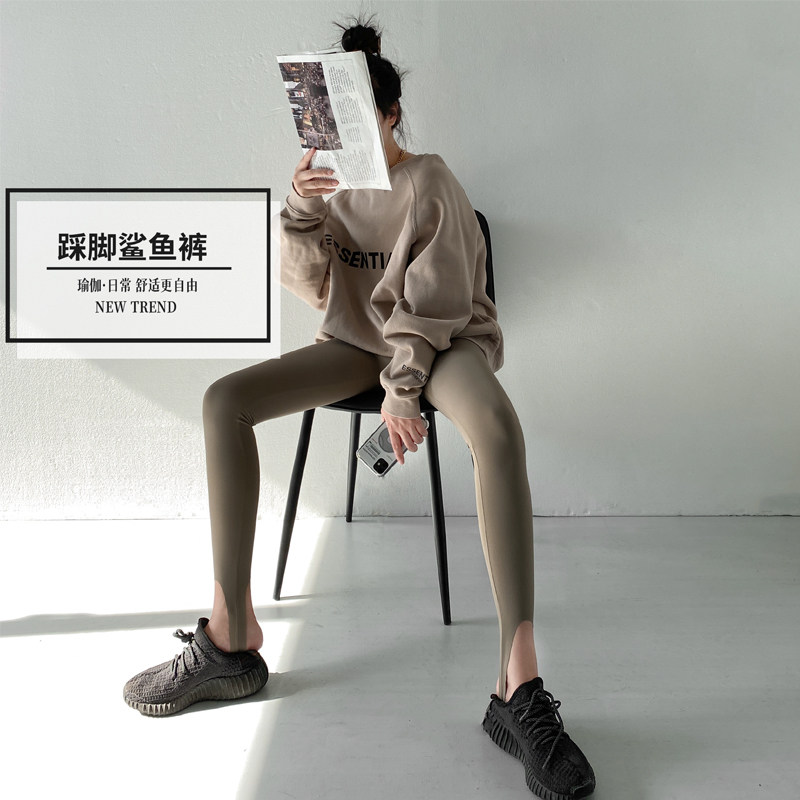 踩脚鲨鱼皮打底裤女春秋季外穿显瘦高腰弹力瑜伽瘦腿纤体紧身健美