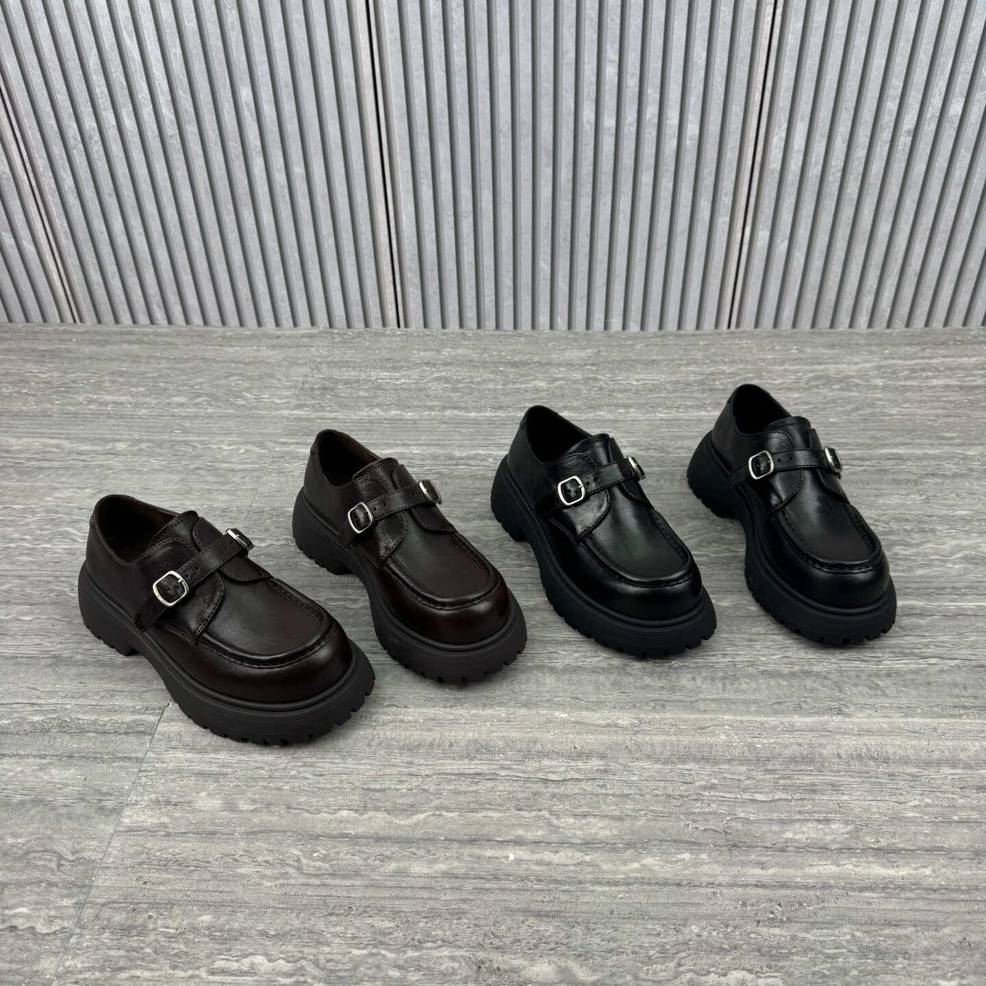 欧货欧洲站英伦风真皮乐福鞋女2026春新款厚底松糕底皮带扣小皮鞋