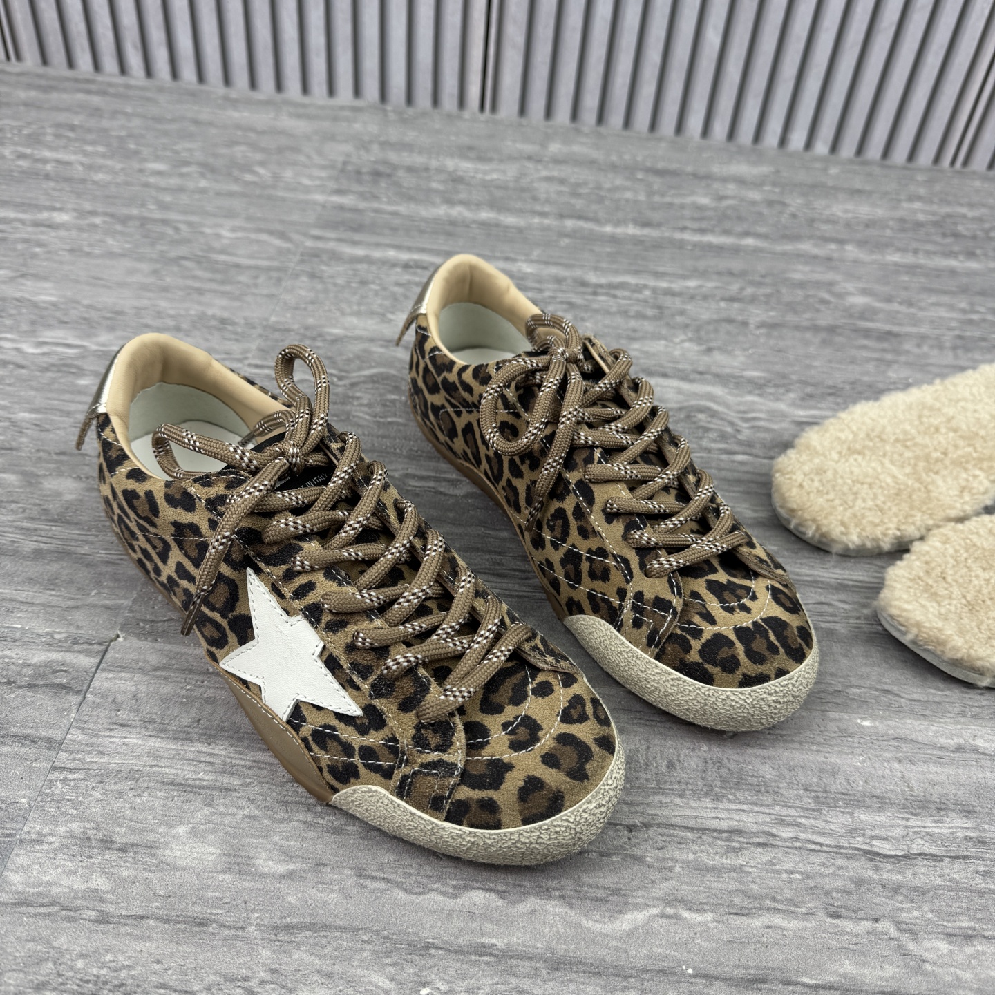 低跟平底德训鞋系带休闲运动鞋潮