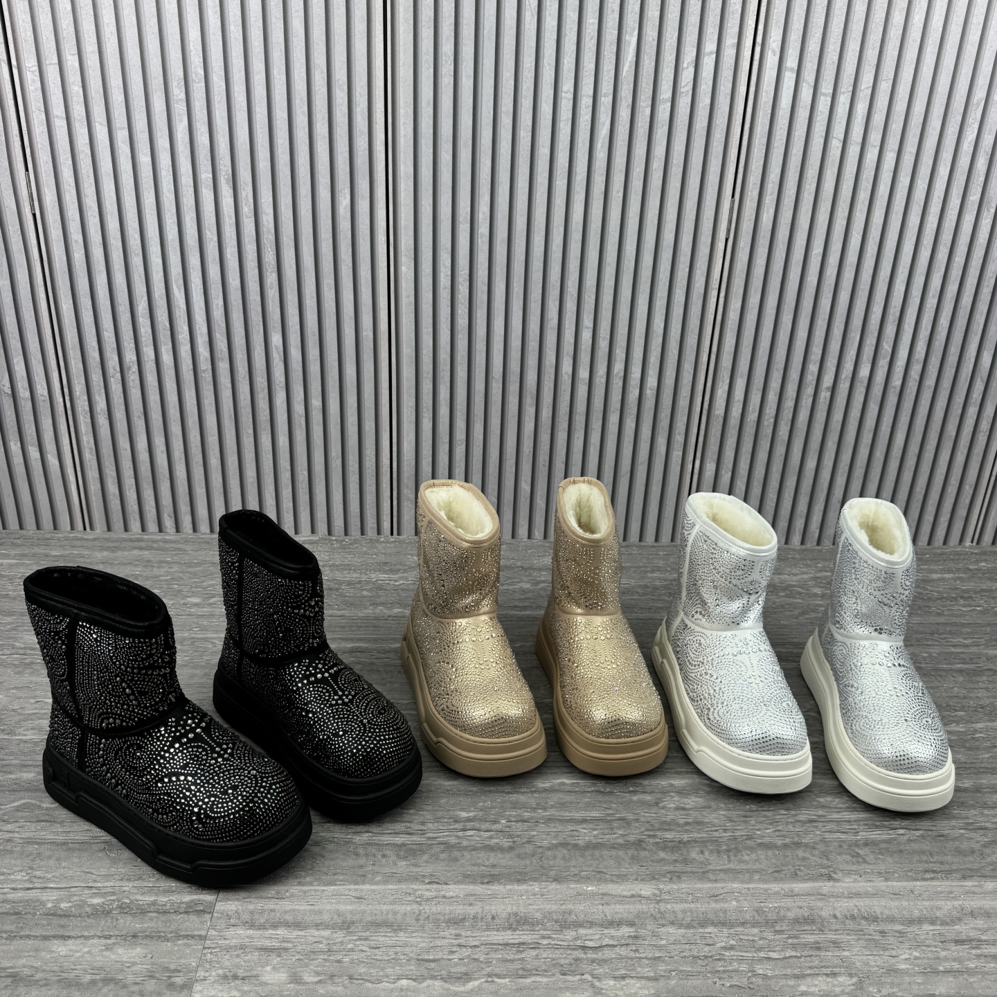 松糕底亮片加绒羊毛雪地靴短靴