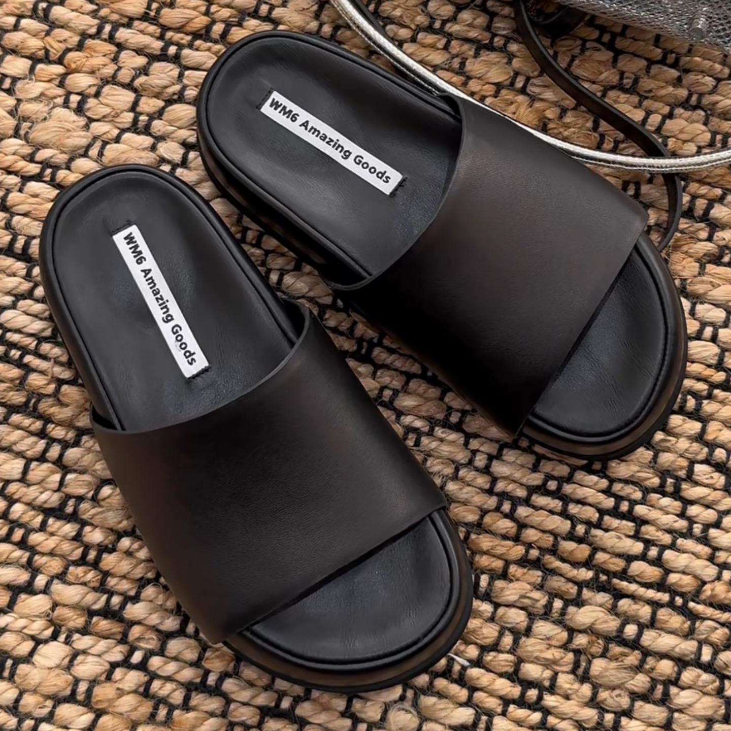 WM6休闲风厚底一字拖女2026夏季新款真皮外穿舒适增高时尚凉拖鞋