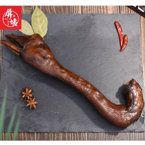 屏姨鹅头脖潮汕特产酱香卤味