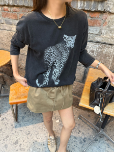 T恤 女款 金钱豹印花重工雪花水洗长袖 「金钱爆爆」韩国单 秋季
