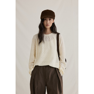 CAREMIND杏色镂空蕾丝针织衫 女圆领微透气质长袖 上衣 声波曲线