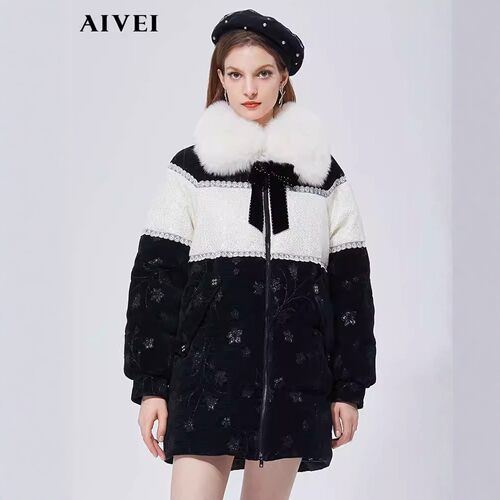 AIVEI/艾薇21冬季新品蕾丝亮片拼色狐狸毛领羽绒服N0660005-4380