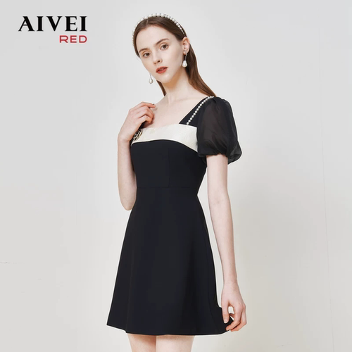AIVEI艾薇2022夏季法式优雅方领泡泡袖拼接连衣裙P03W0014