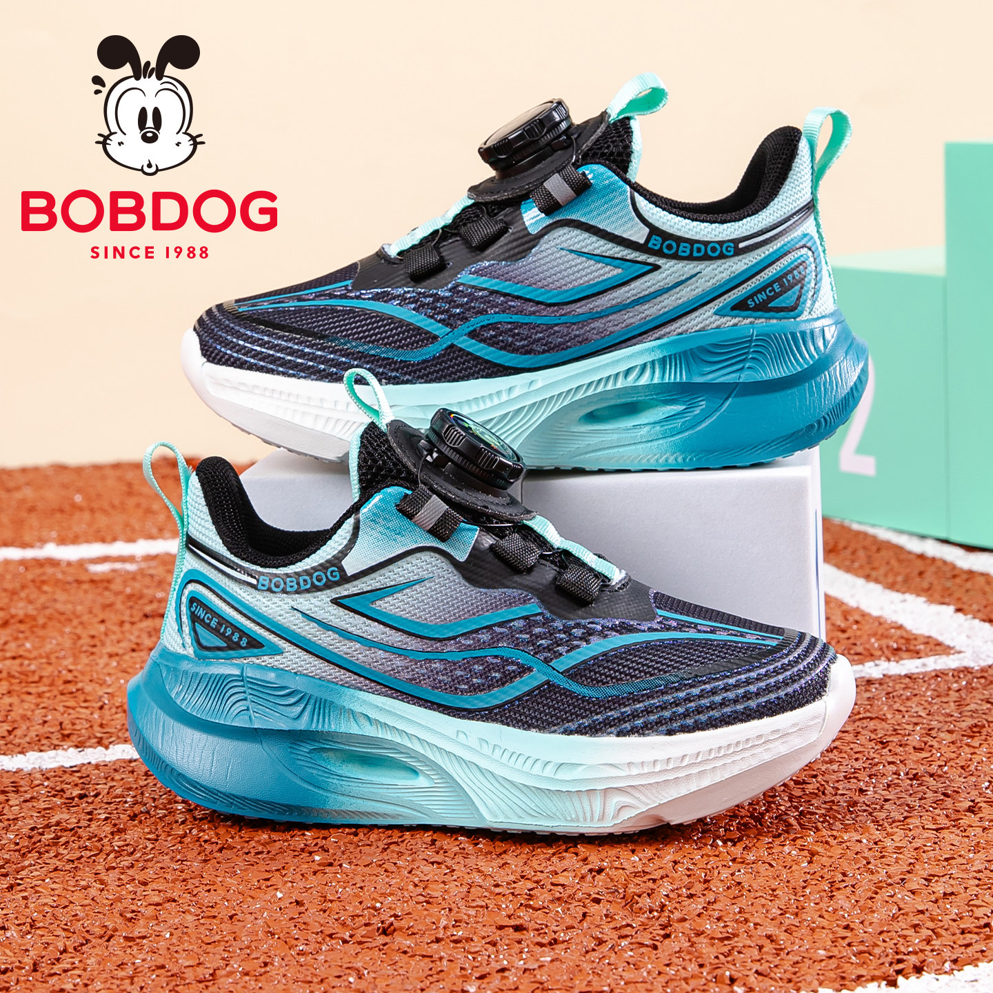 巴布豆童鞋男童旋转扣运动鞋2026春秋新款网面透气儿童轻便跑步鞋