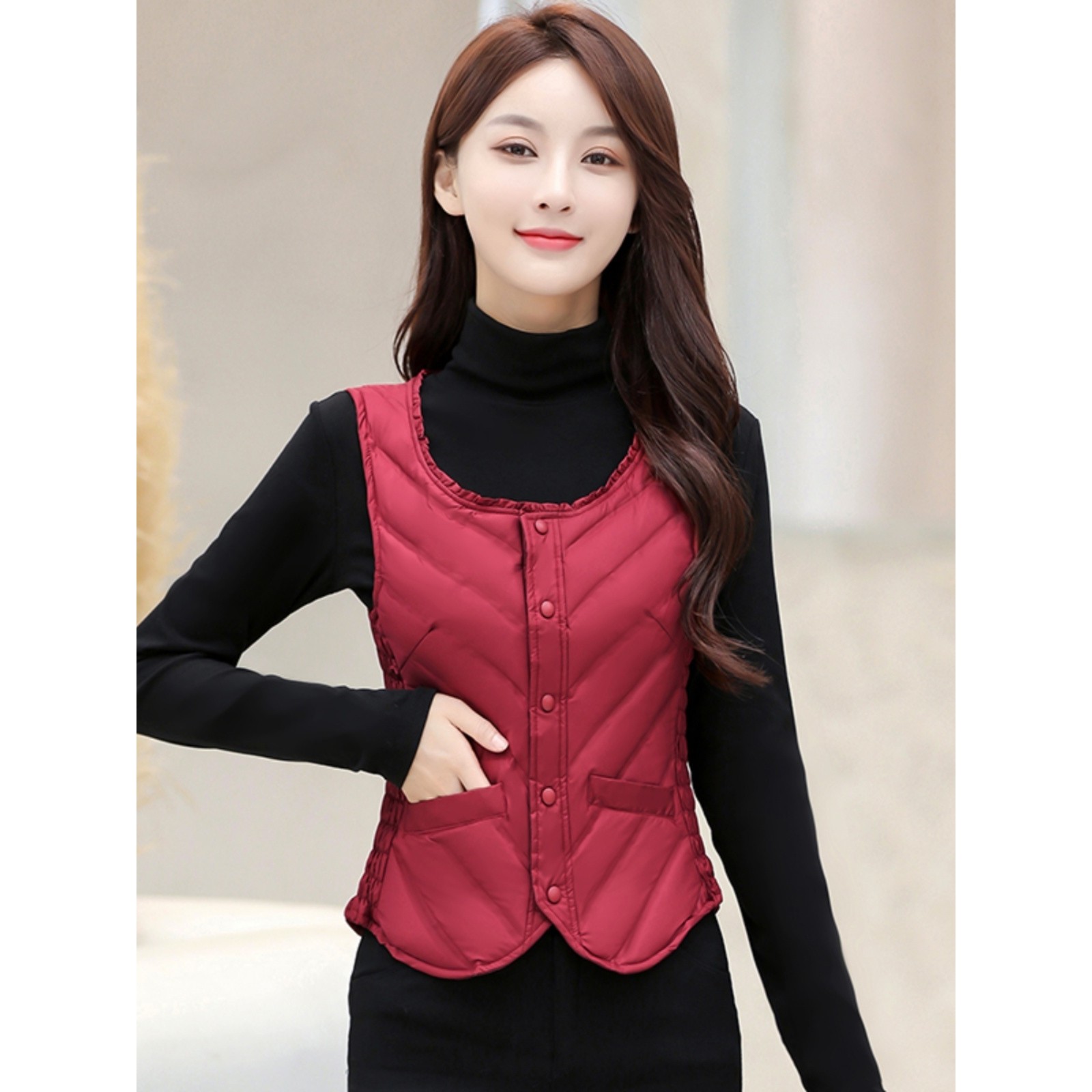 羽绒马甲女秋冬季短款轻薄内穿保暖贴身坎肩女士打底内胆鸭绒背心