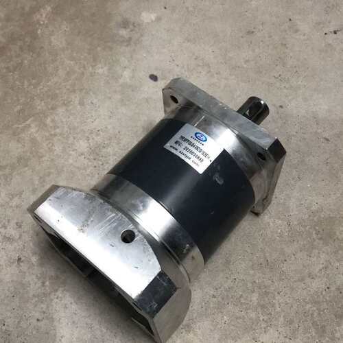 议价星纳特行星减速机WPTF120-20-k-kmz130-15可维修