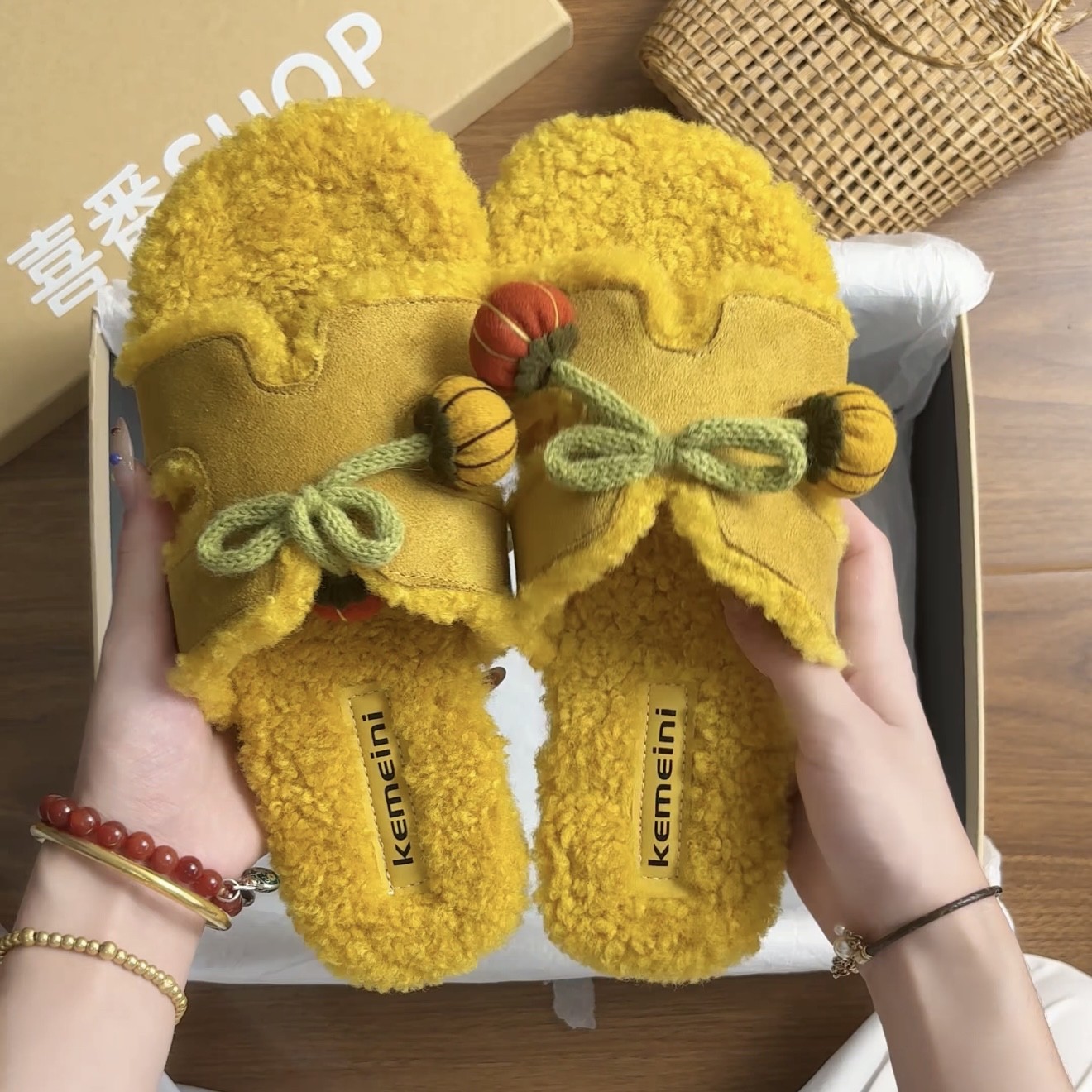 喜番SHOP小南瓜毛毛拖鞋女外穿2025年秋冬新款平底软底棉拖鞋女,女鞋,毛毛鞋,淘宝优惠券,粉丝福利购,淘宝优惠卷