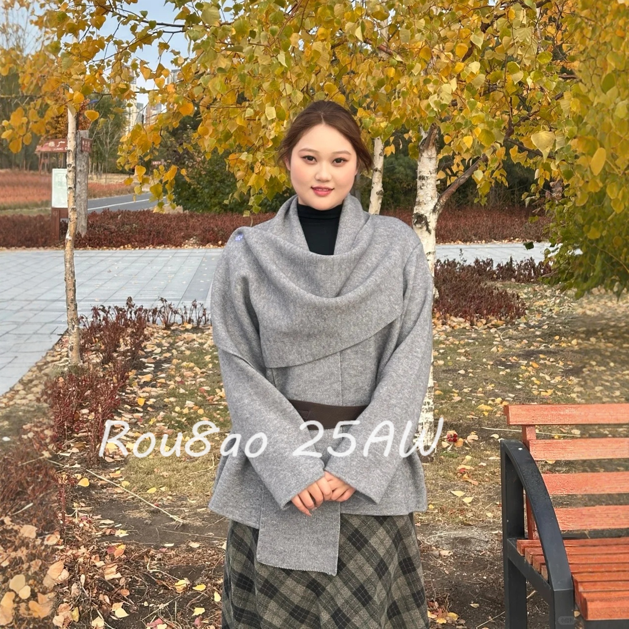 大码慵懒风围巾领针织开衫外套女